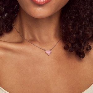 Kendra Scott necklace